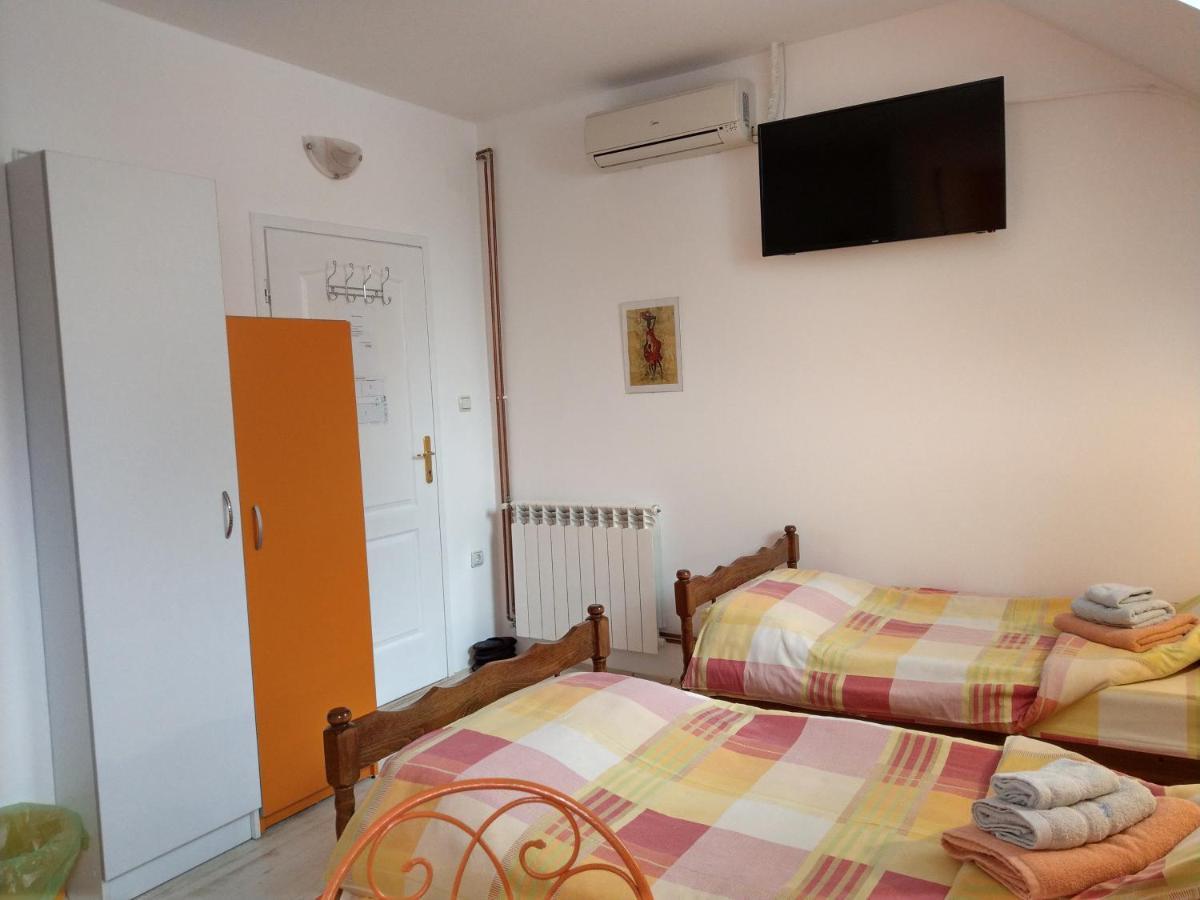 Apartment Harmonija Apatin Exteriér fotografie